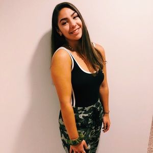 Meet your Posher, Sabrina